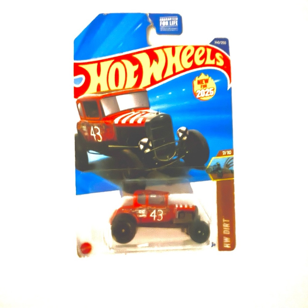 Hot Wheels 1/64 Ford Model A Custom 31/Number 43 Red White HW Dirt Diecast Car